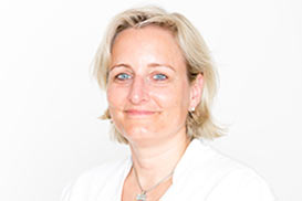 Dr. med. Annika Opitz - Ärztliche Mitarbeiterin | DermatologieZentrum